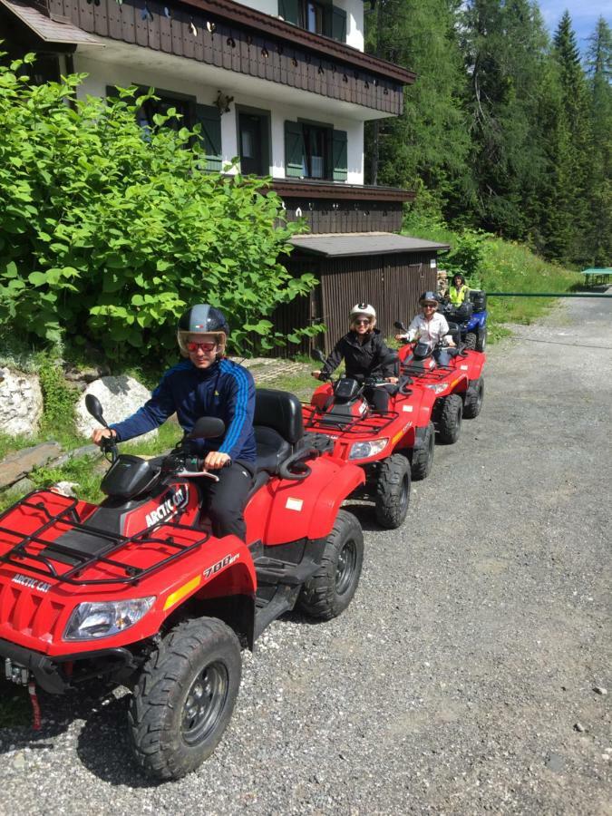 Haus Petra Villa Sonnenalpe Nassfeld Bagian luar foto